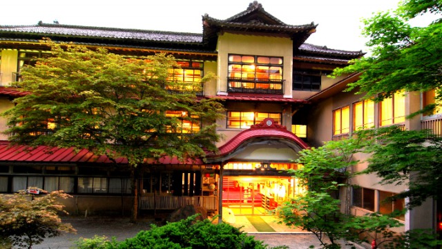 鉛温泉　藤三旅館